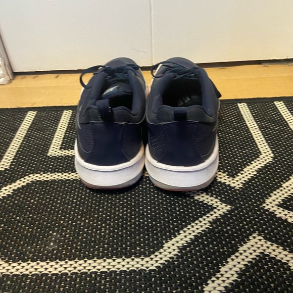 Nike Trainers - Picture 3 of 4